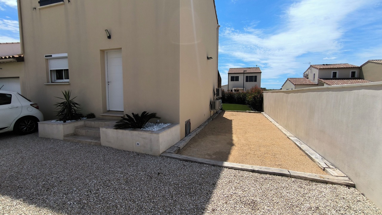 Photo of Outdoor in Raphele-les-Arles