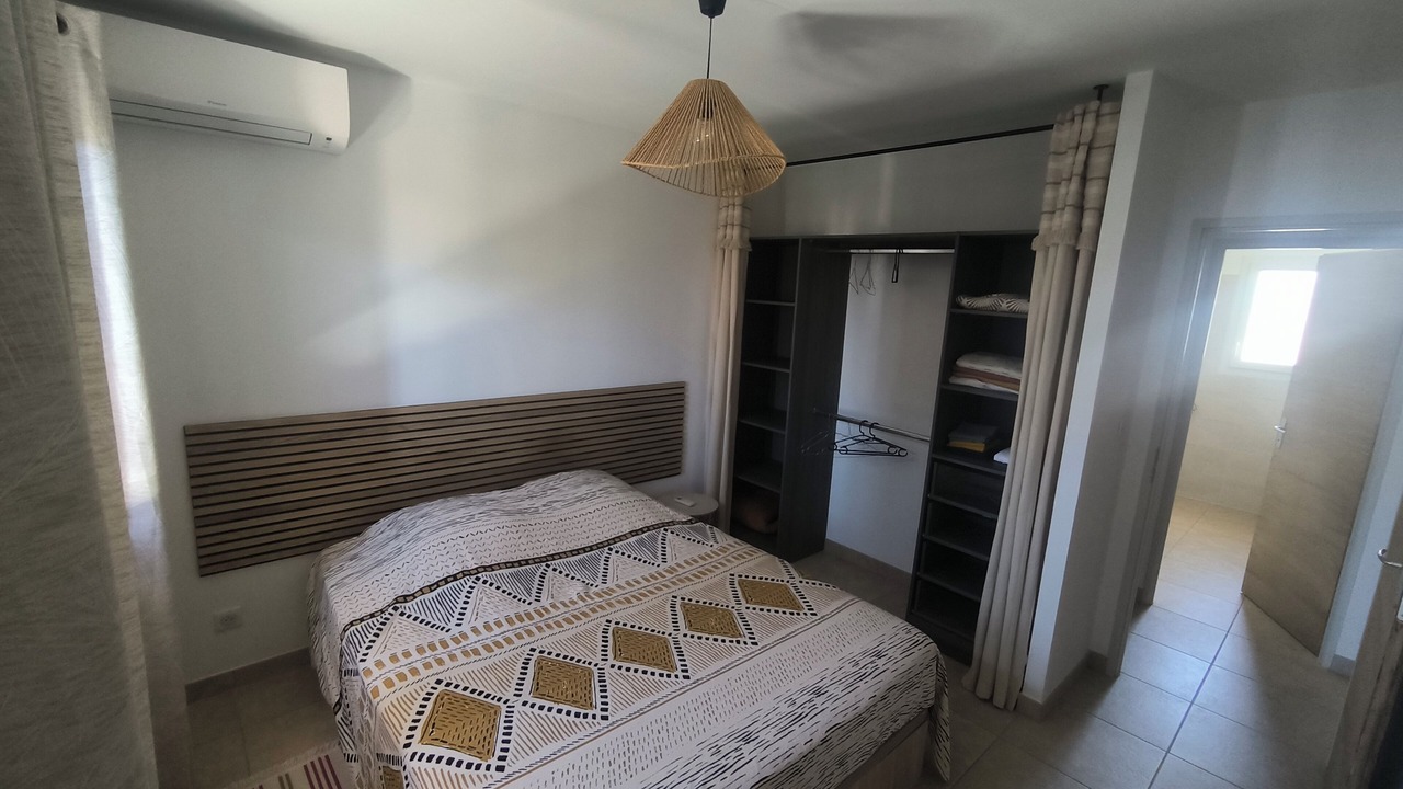 Photo of Bedroom in Raphele-les-Arles