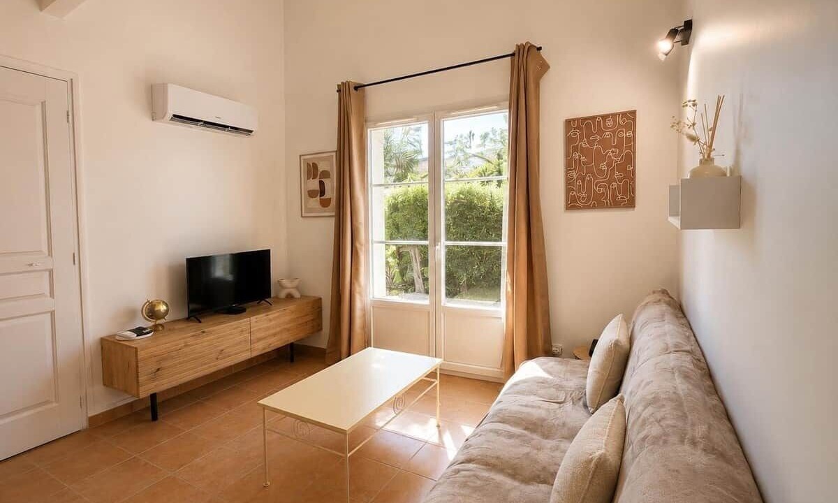 Photo of Livingroom in Gallargues-le-Montueux