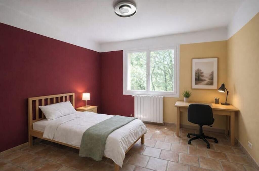 Photo of Bedroom in Evenos