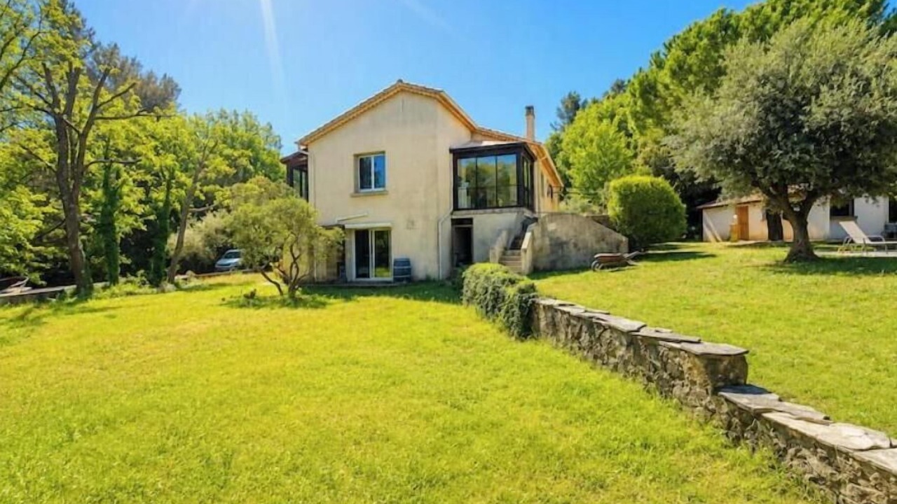 Photo of Outdoor in Evenos