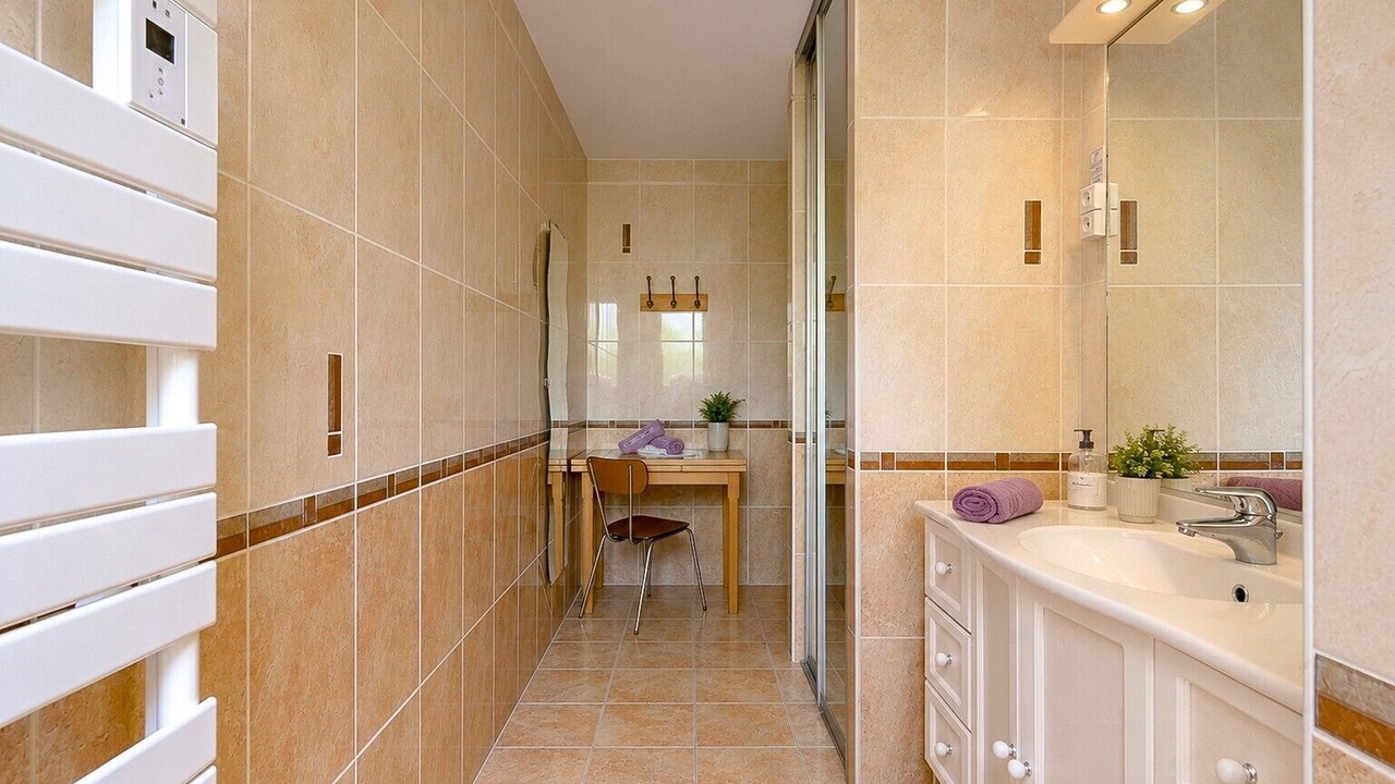 Photo of Bathroom in Bouc-Bel-Air