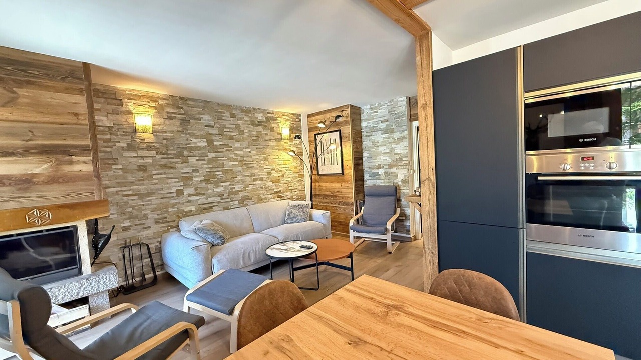 Photo of Livingroom in Peone