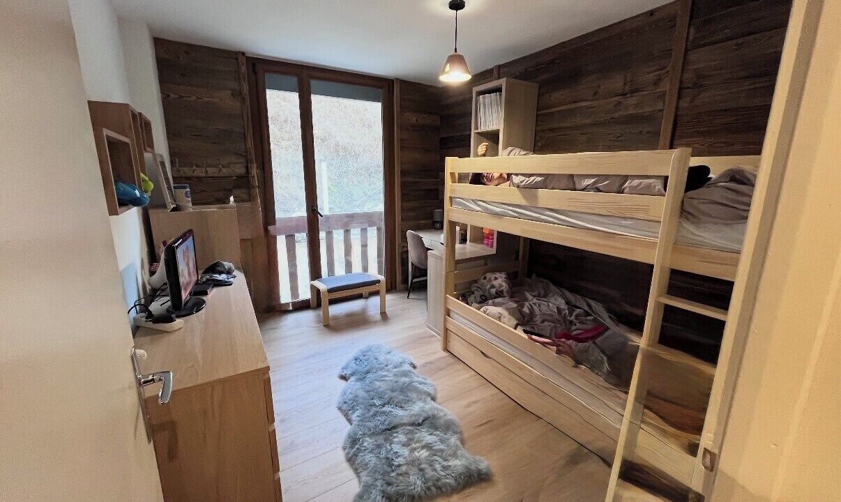 Photo of Bedroom in Peone