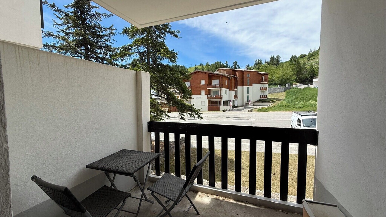 Photo of Outdoor in Peone