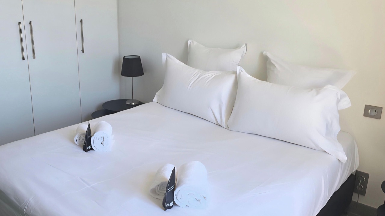 Photo of Bedroom in Saint-Tropez City Centre