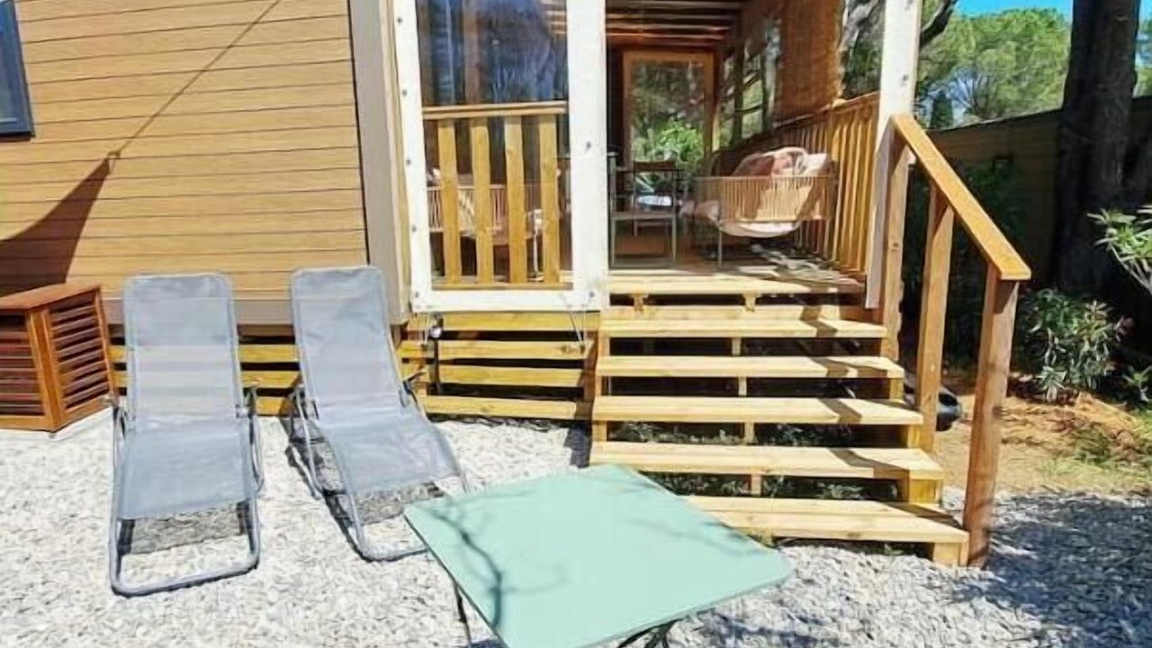 Photo of Patio Balcony in La Crau