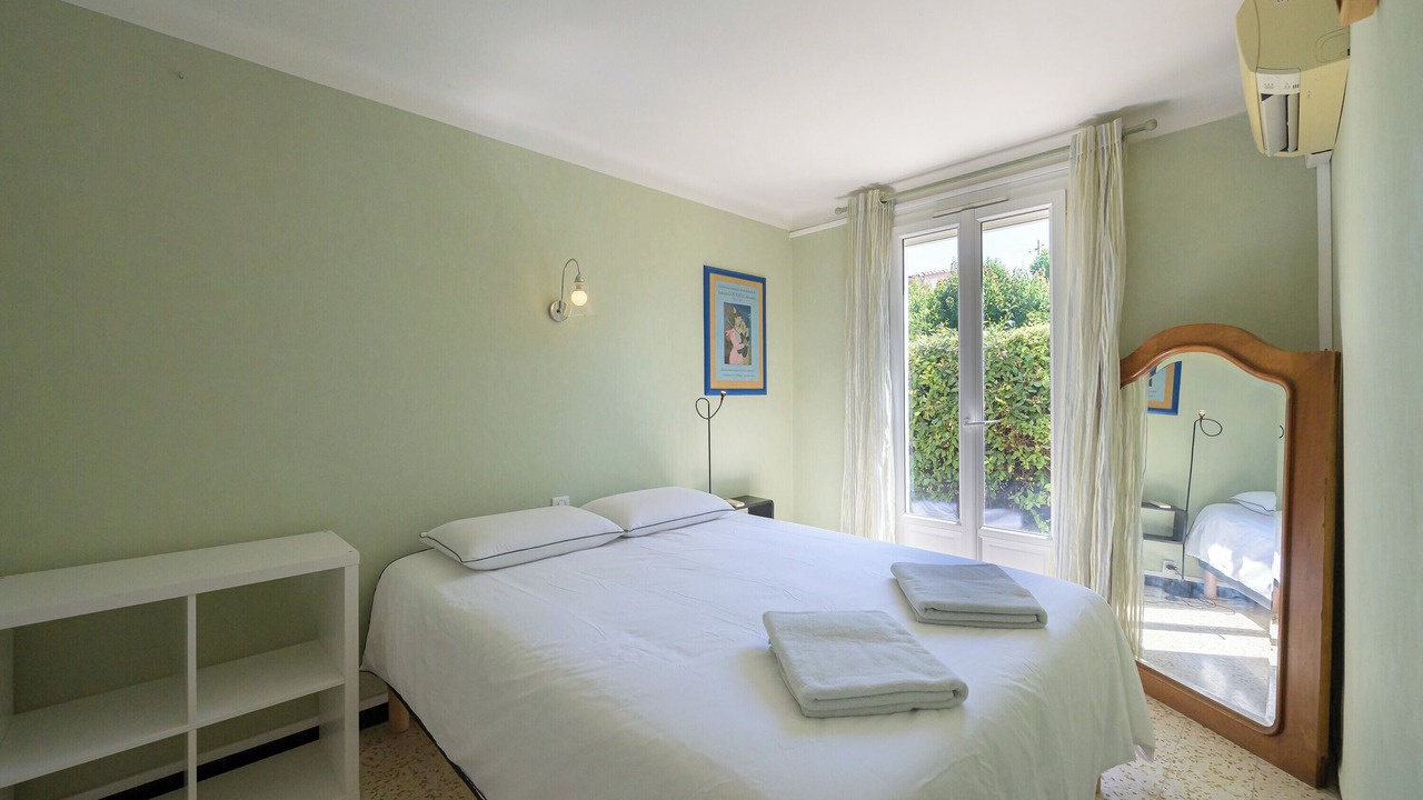 Photo of Bedroom in Avignon