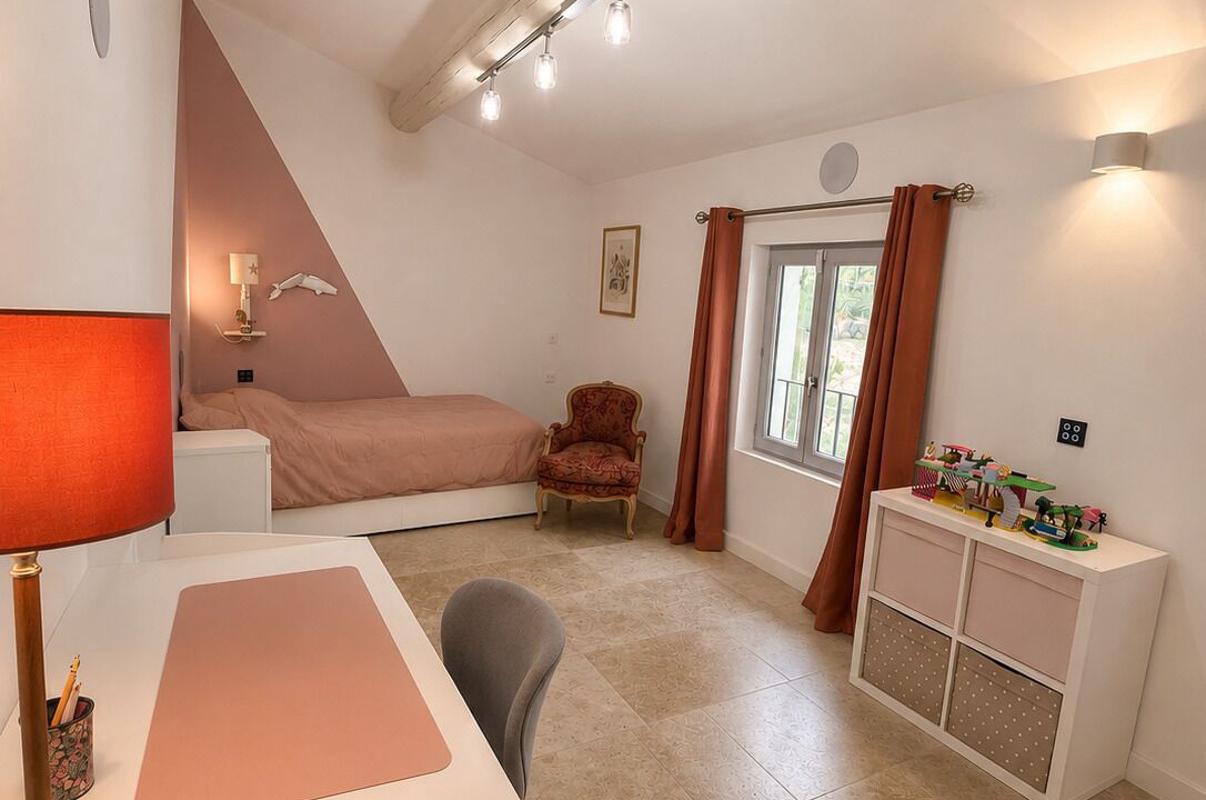 Photo of Bedroom in Pont Royal