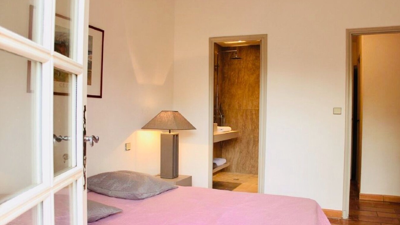Photo of Bedroom in Maussane