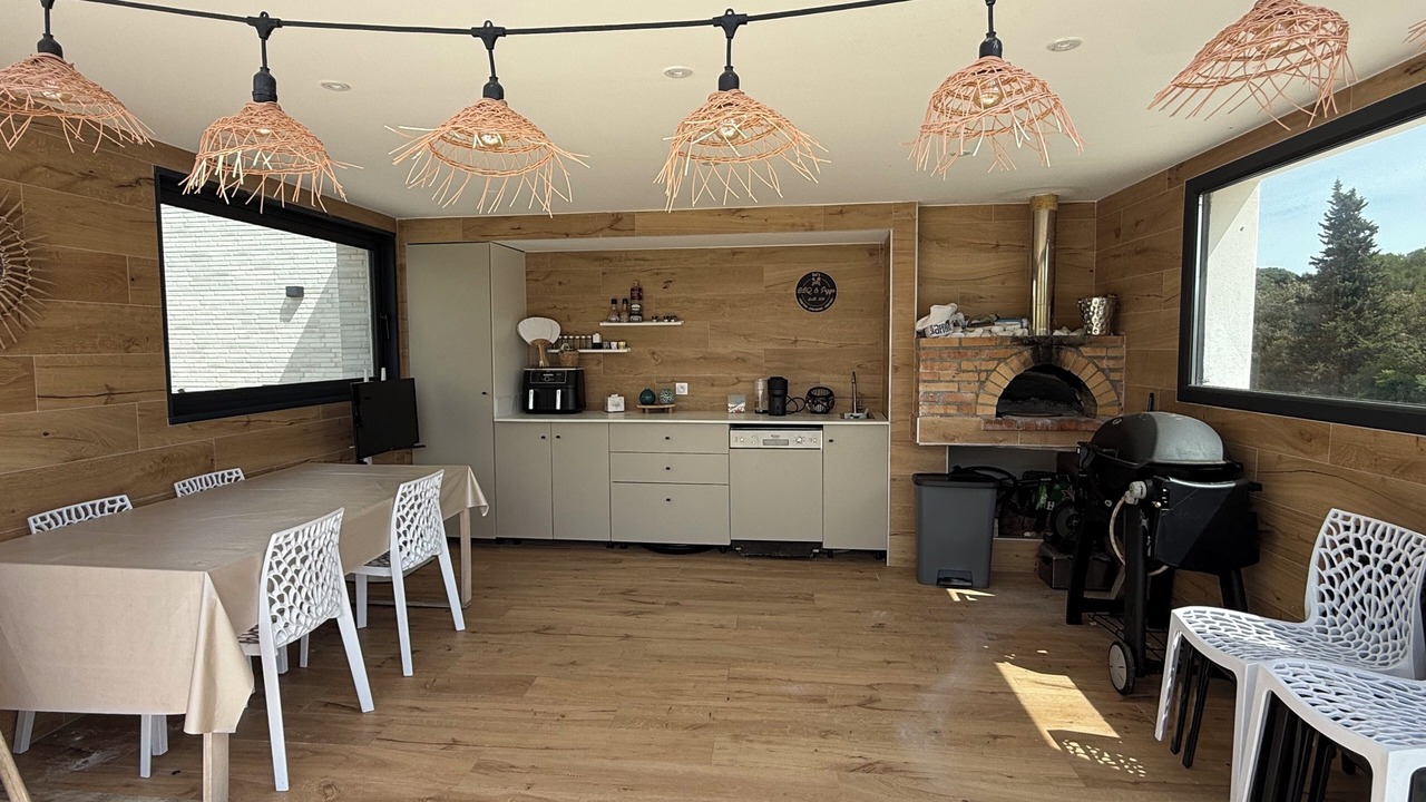Photo of Outdoor in Caremeau