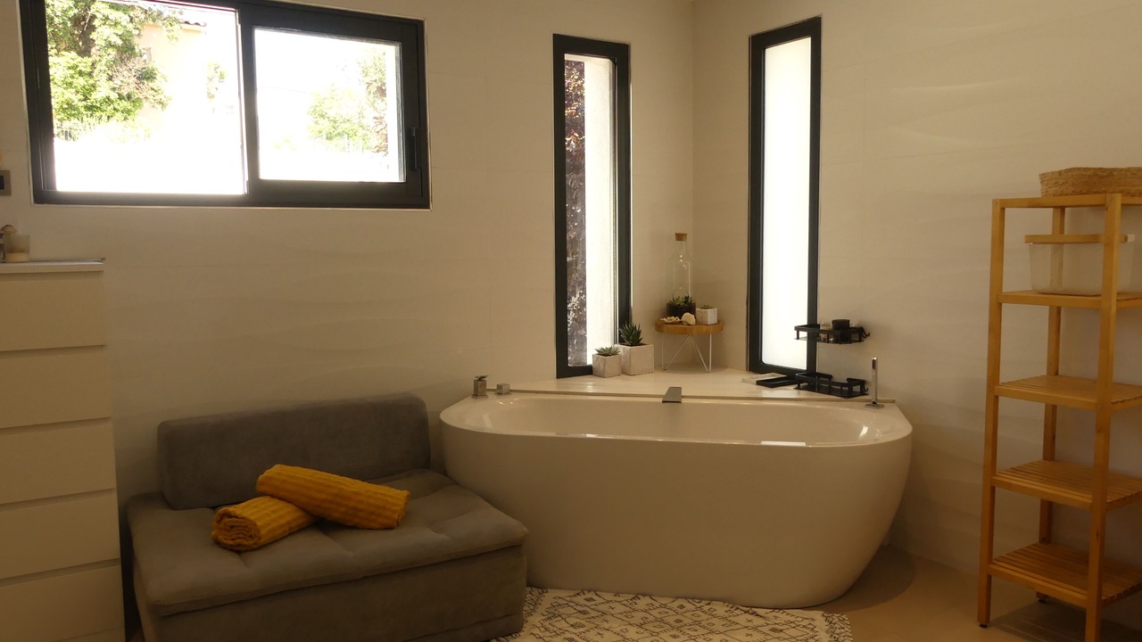 Photo of Bathroom in Caremeau