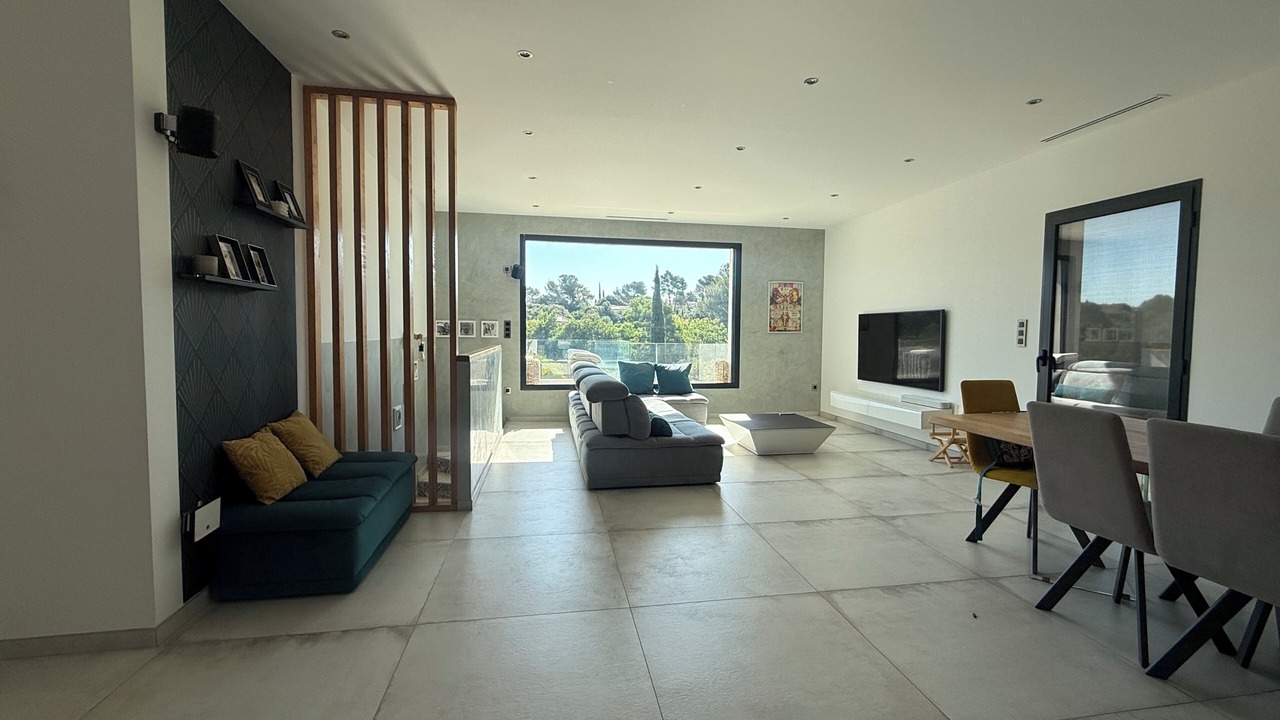 Photo of Livingroom in Caremeau
