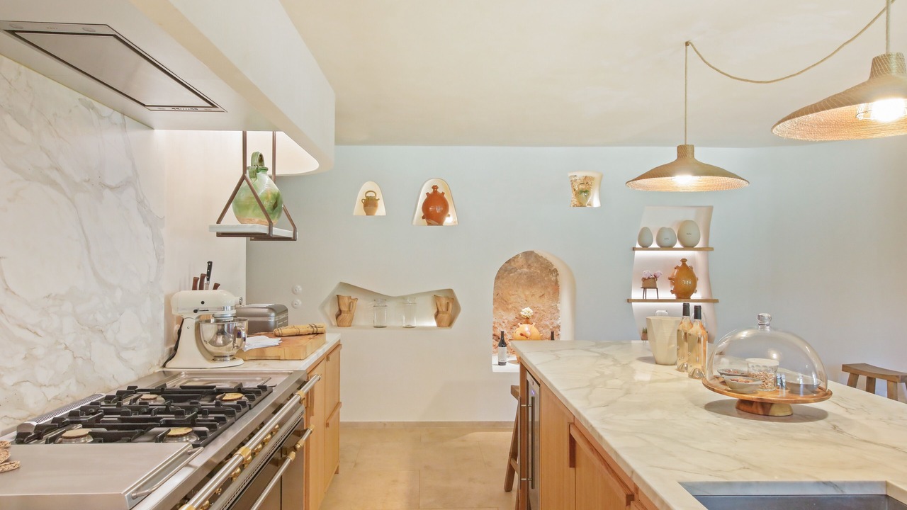 Photo of Kitchen in Meounes-les-Montrieux