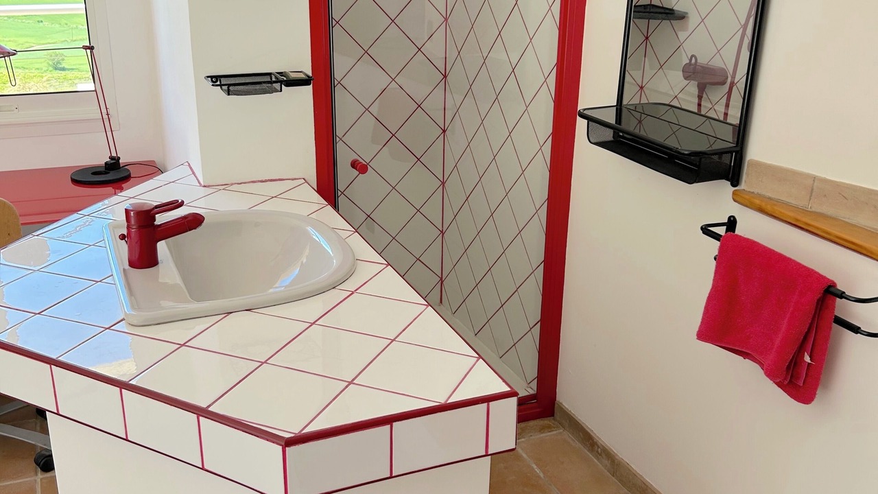 Photo of Bathroom in Eguilles