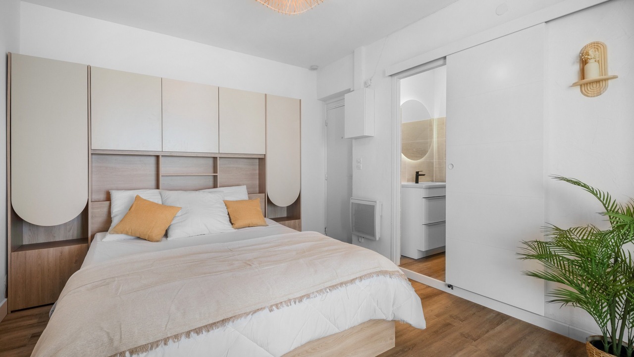 Photo of Bedroom in Les Lecques