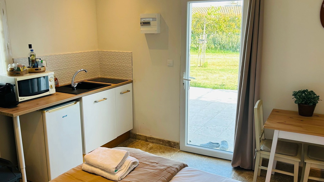 Photo of Bedroom in Raphele-les-Arles