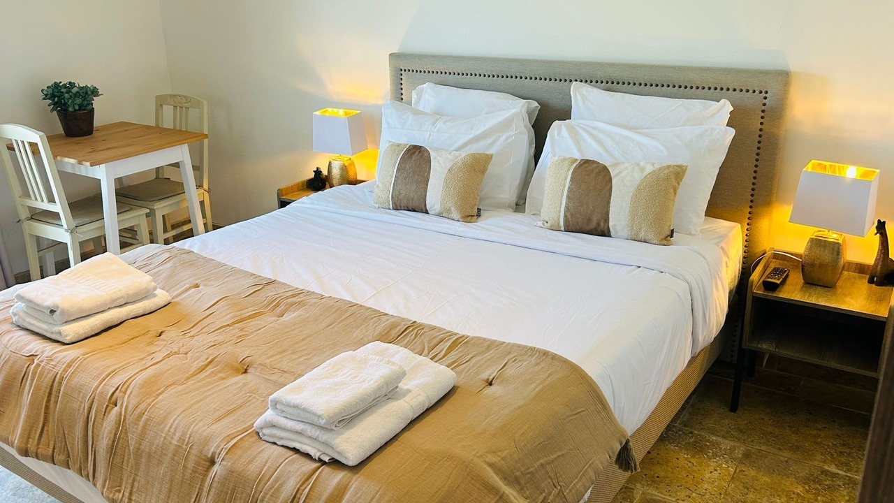 Photo of Bedroom in Raphele-les-Arles