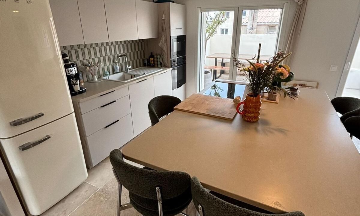 Photo of Kitchen in Saint-Lambert