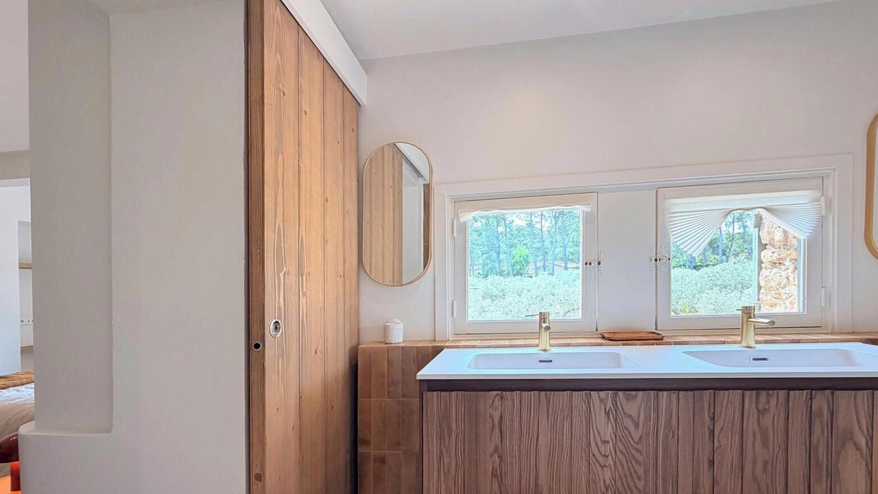 Photo of Bathroom in St.-Remy-de-Provence
