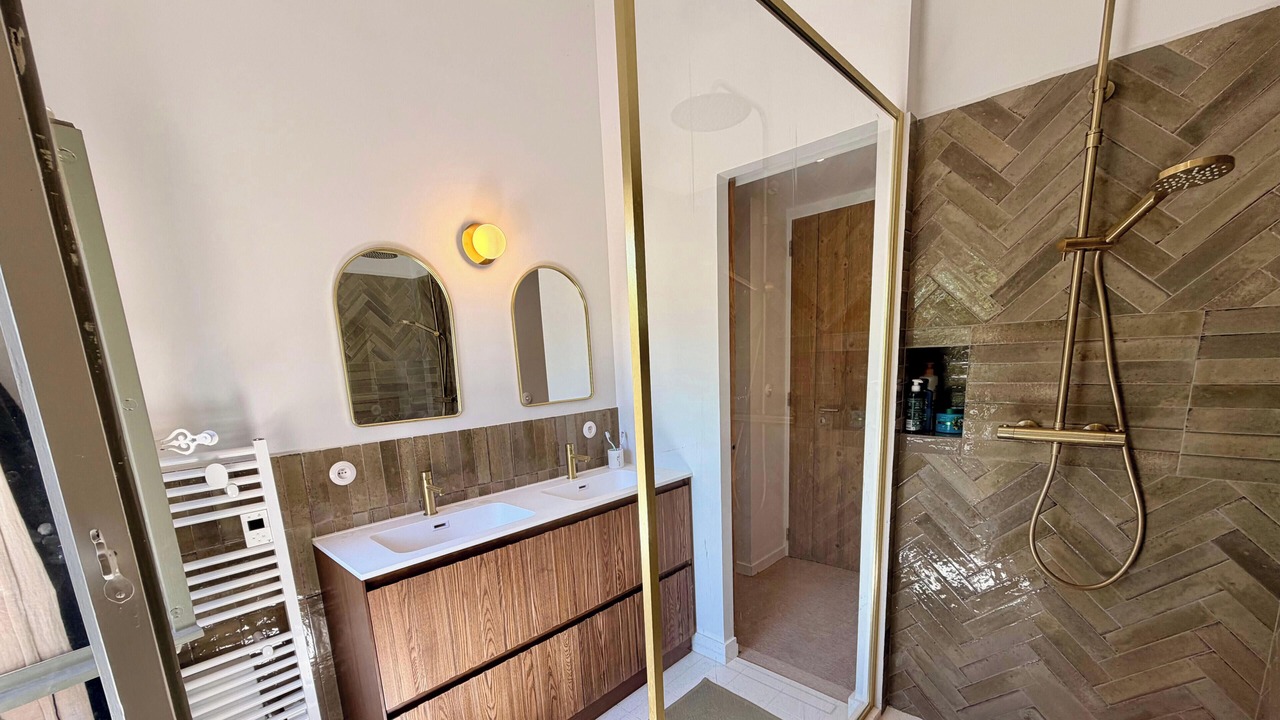 Photo of Bathroom in St.-Remy-de-Provence