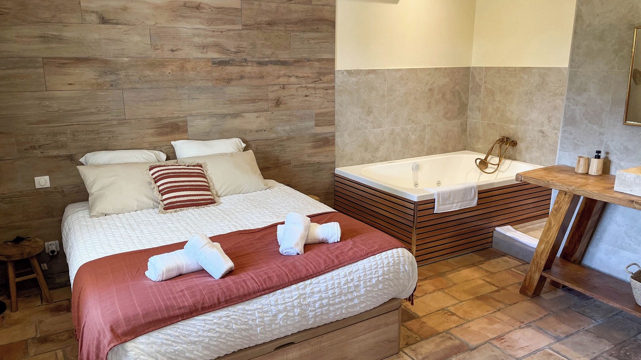 Photo of Bedroom in Arles