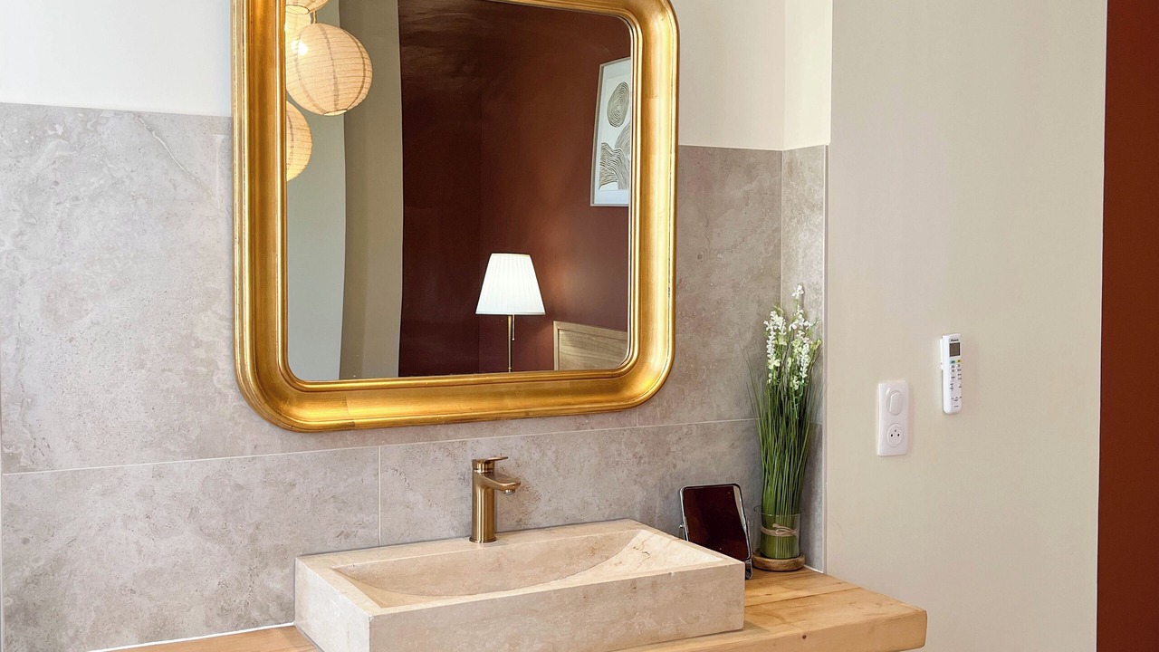 Photo of Bathroom in Arles