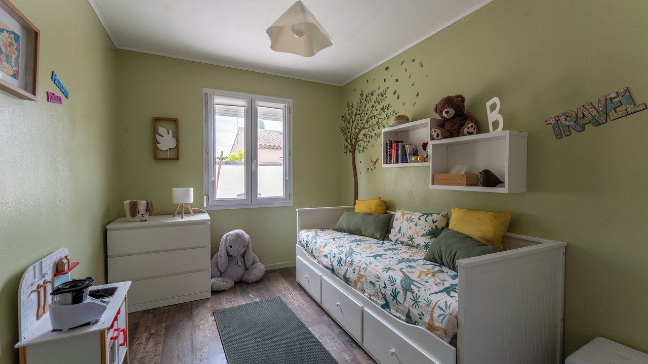 Photo of Bedroom in Chateauneuf-les-Martigues