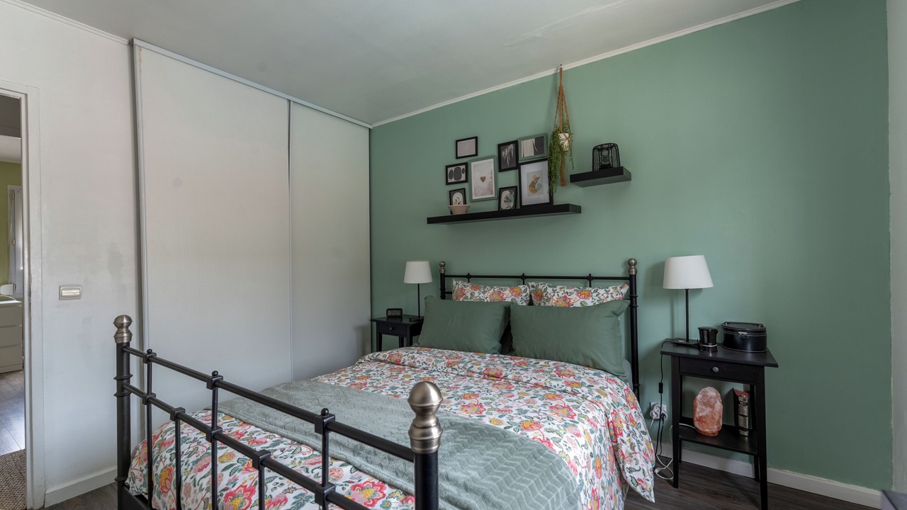 Photo of Bedroom in Chateauneuf-les-Martigues