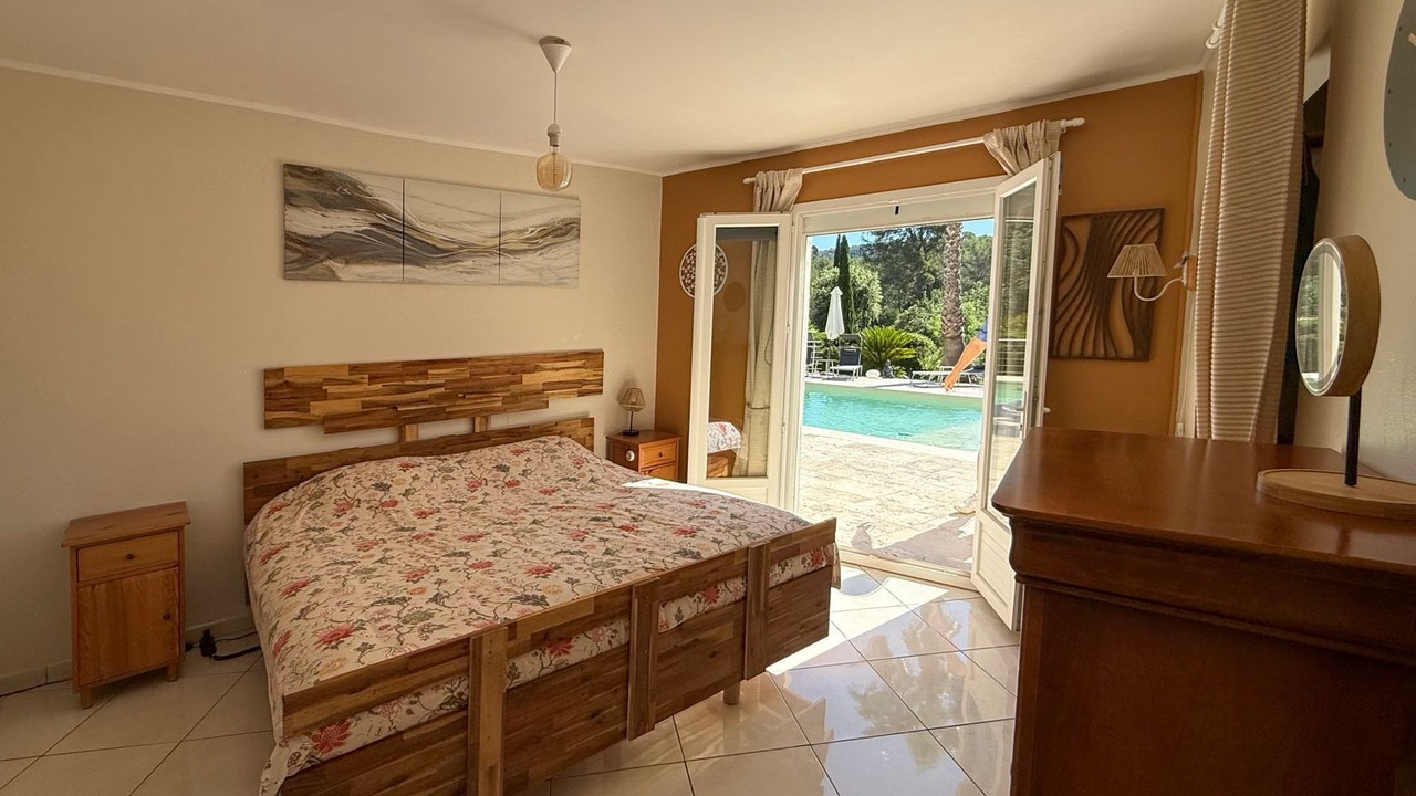 Photo of Bedroom in La Motte