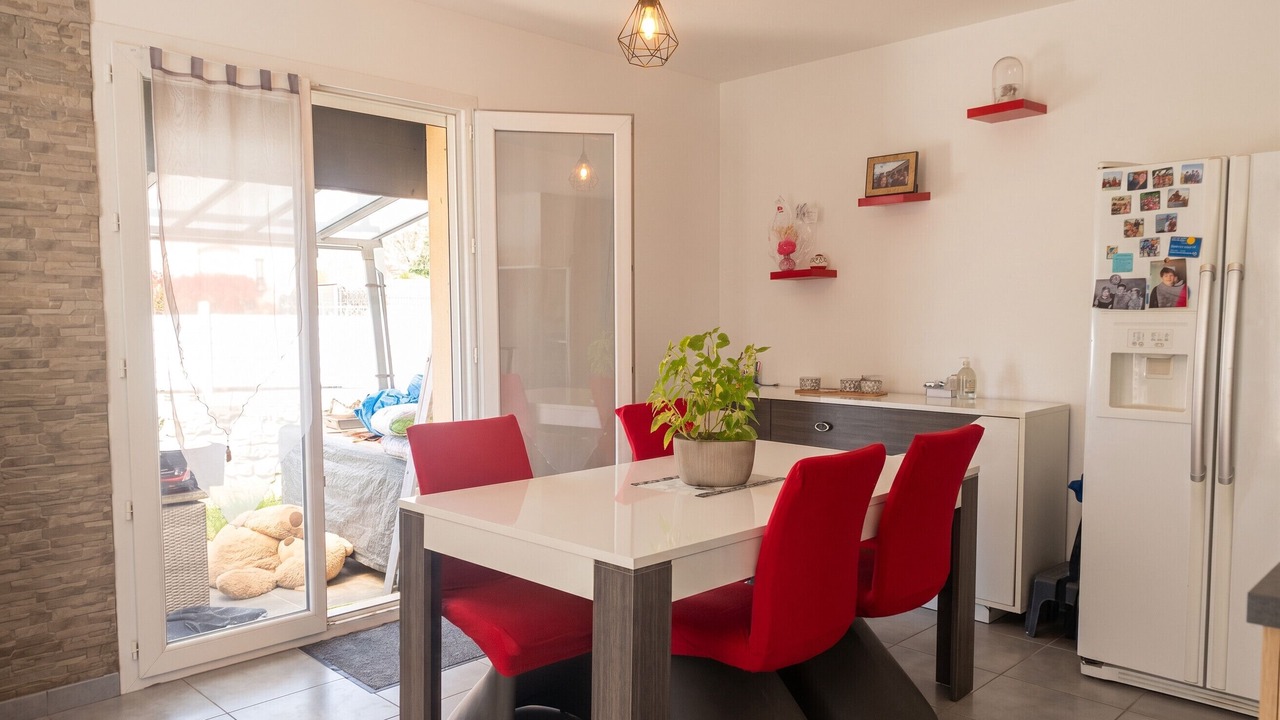 Photo of Livingroom in Saint-Genies-de-Malgoires