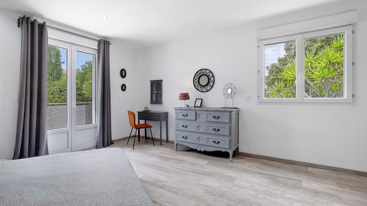 Photo of Bedroom in Boulouris-sur-Mer