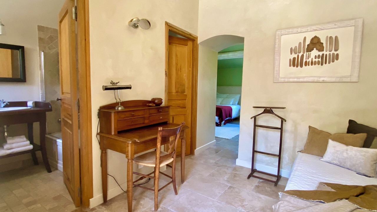 Photo of Bedroom in Bonnieux