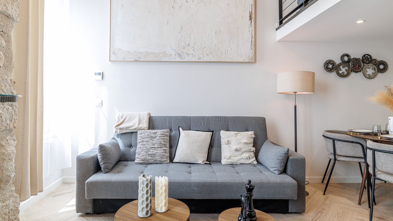 Photo of Livingroom in Lepante Quarter