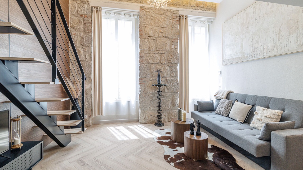Photo of Livingroom in Lepante Quarter