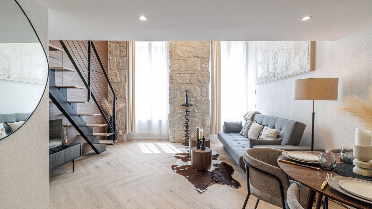 Photo of Livingroom in Lepante Quarter