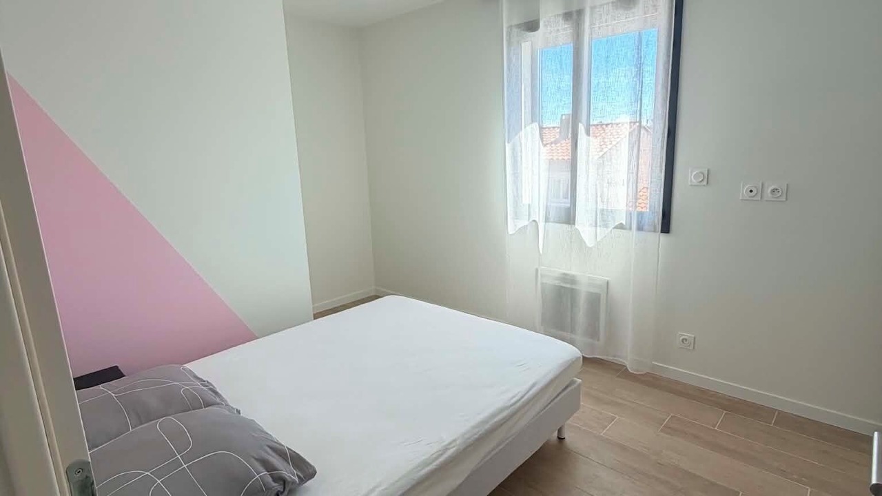 Photo of Bedroom in Beaulieu