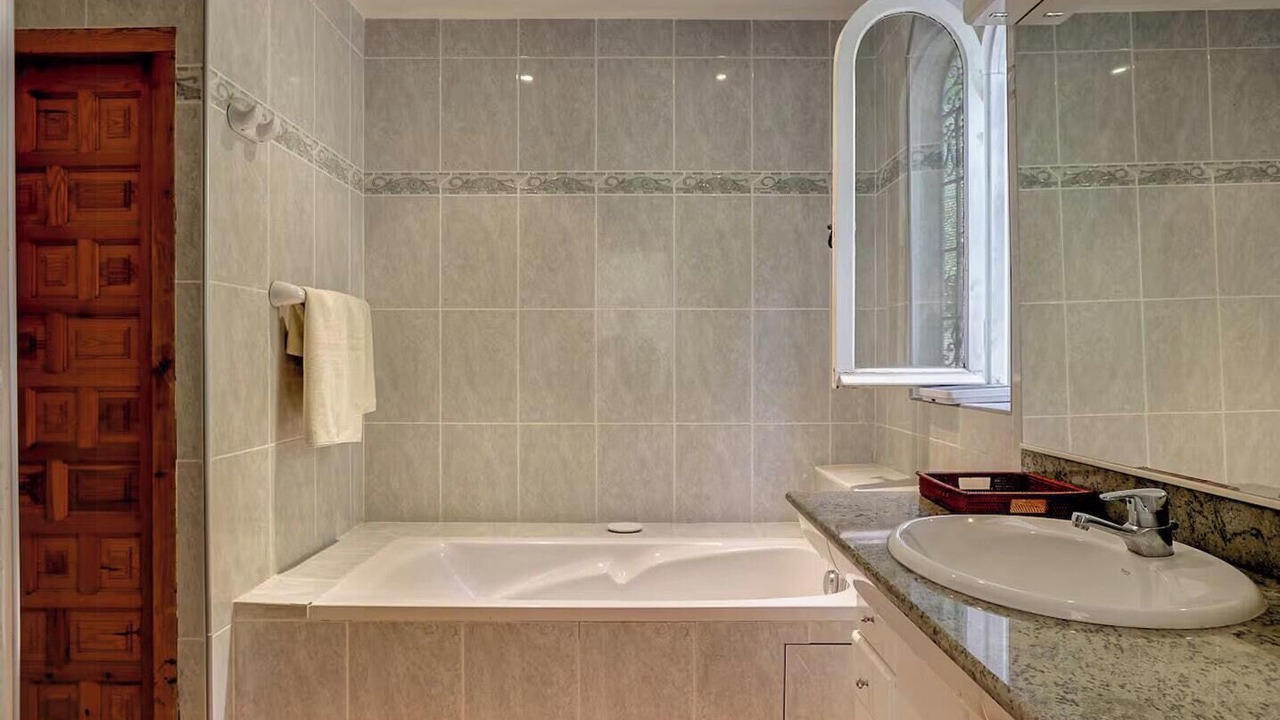 Photo of Bathroom in Cogolin
