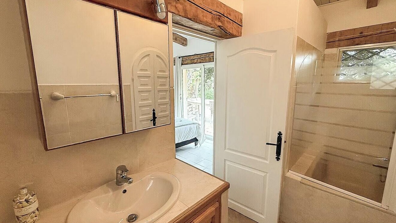 Photo of Bathroom in Cogolin