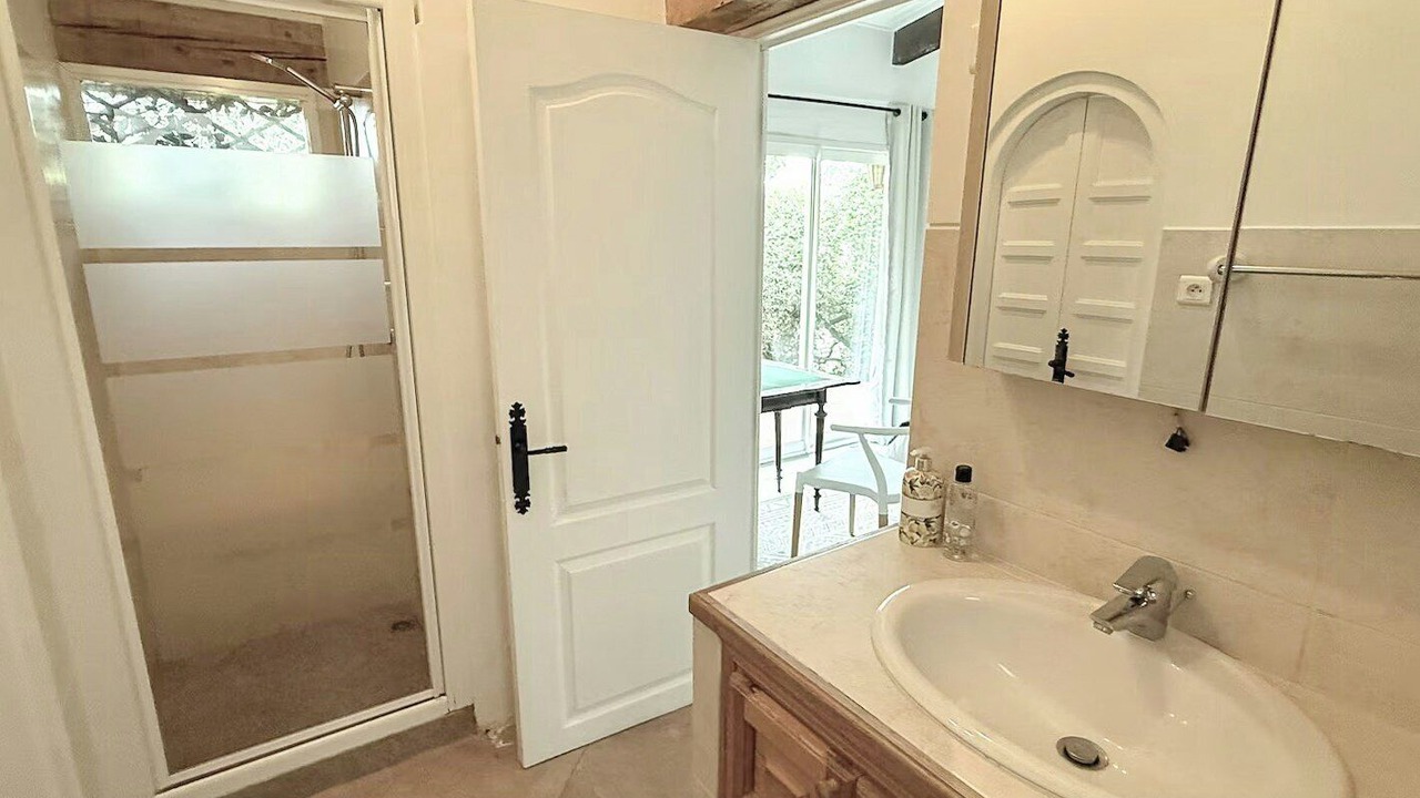 Photo of Bathroom in Cogolin