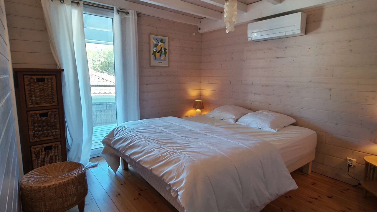 Photo of Bedroom in Gassin