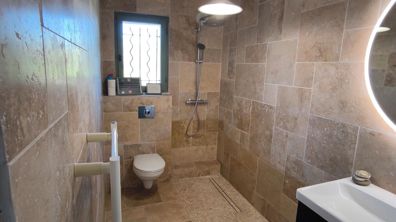 Photo of Bathroom in Mallemort