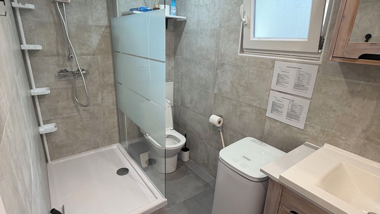 Photo of Bathroom in Aspremont