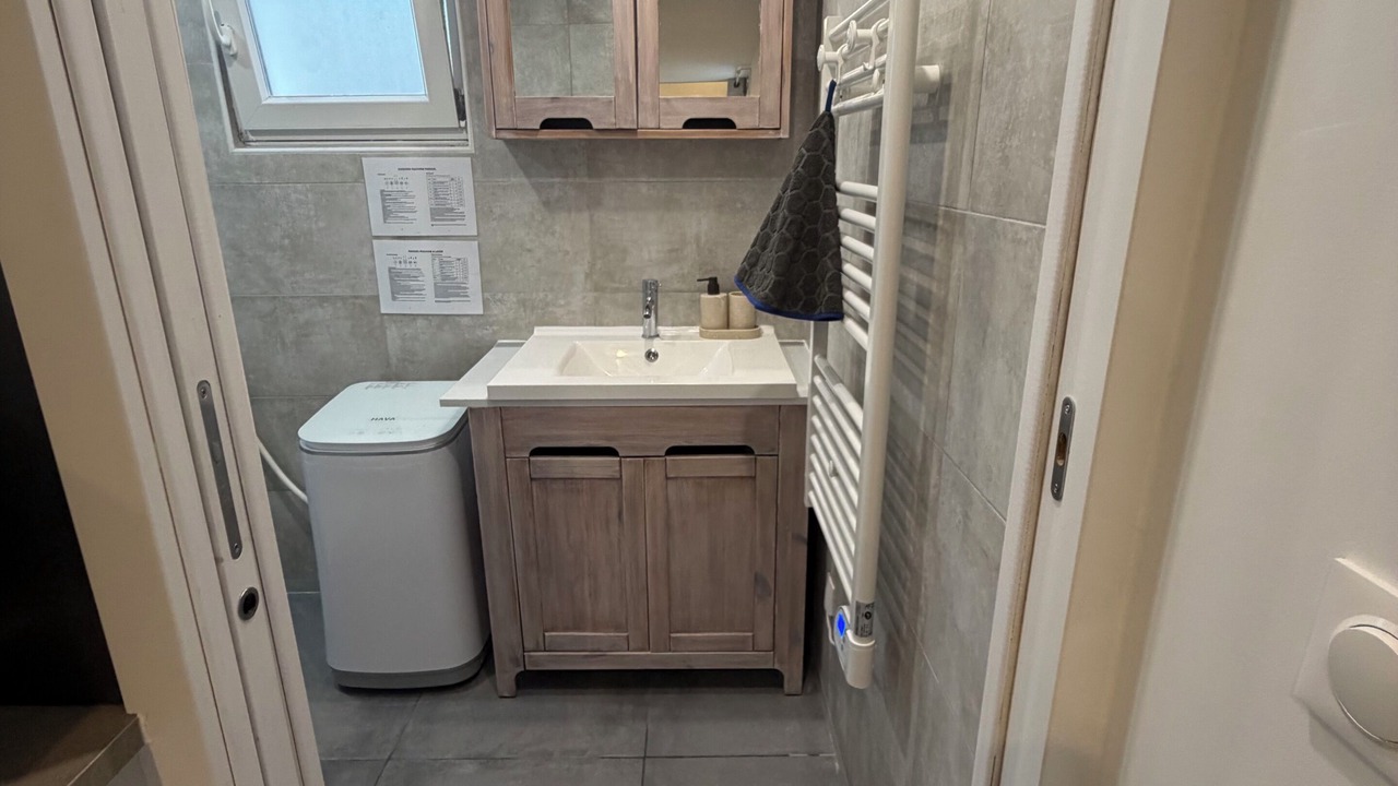 Photo of Bathroom in Aspremont