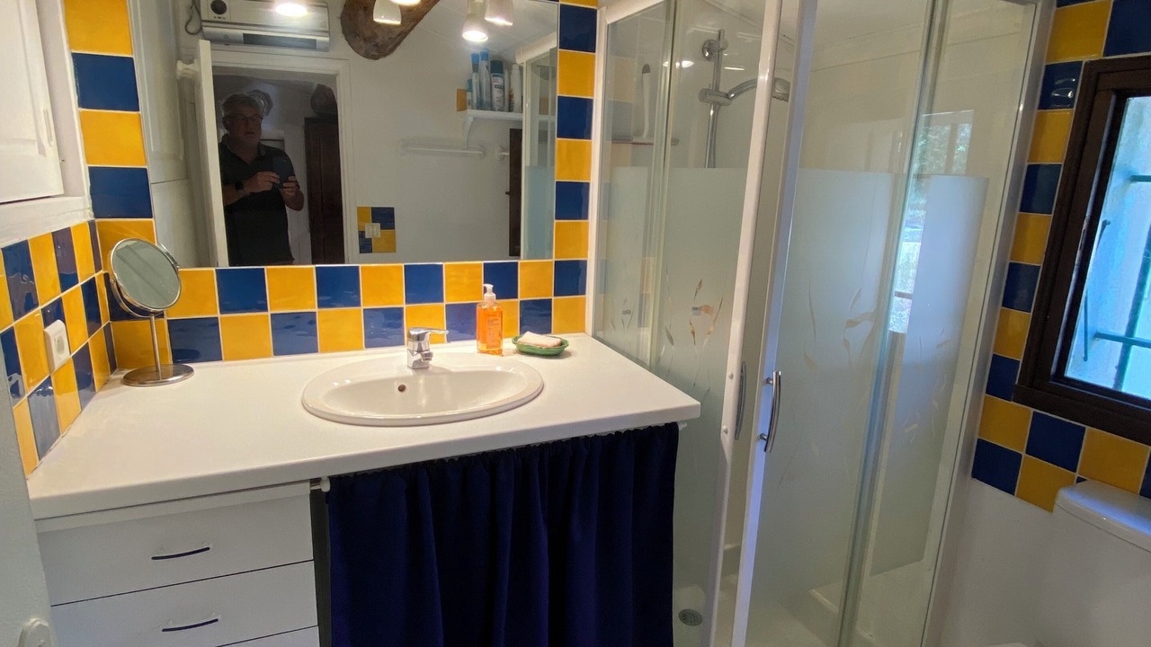 Photo of Bathroom in Pierrerue