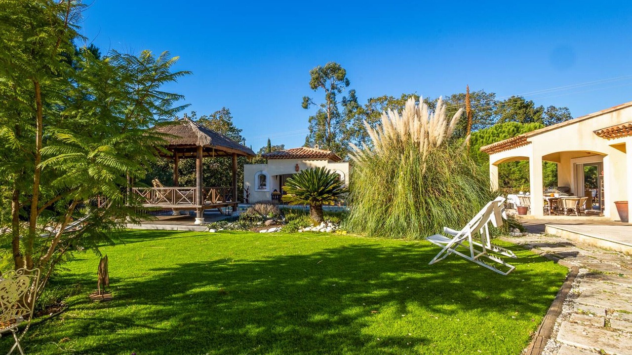 Photo of Patio Balcony in Bormes-Les-Mimosas