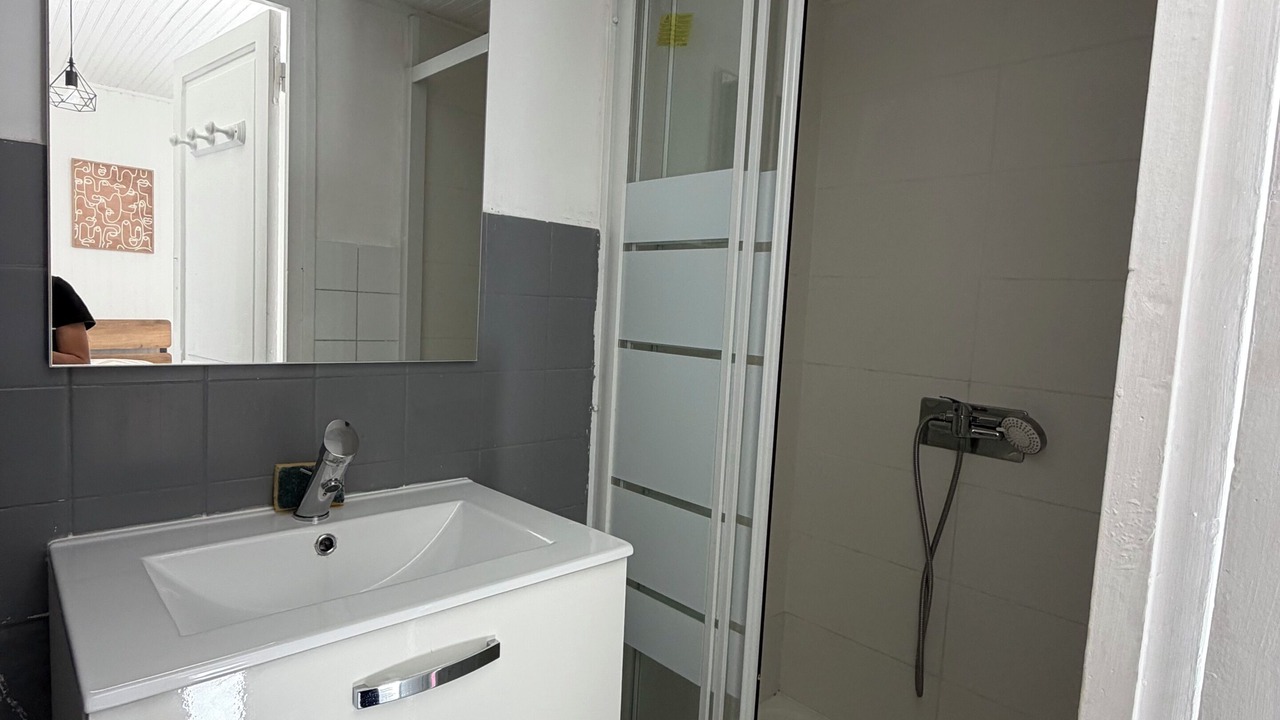 Photo of Bathroom in Port-de-Bouc