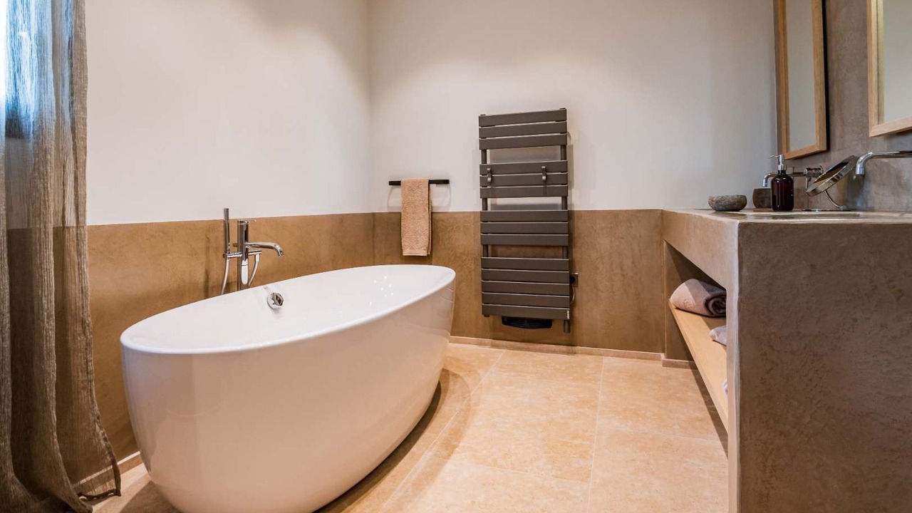 Photo of Bathroom in Tourves