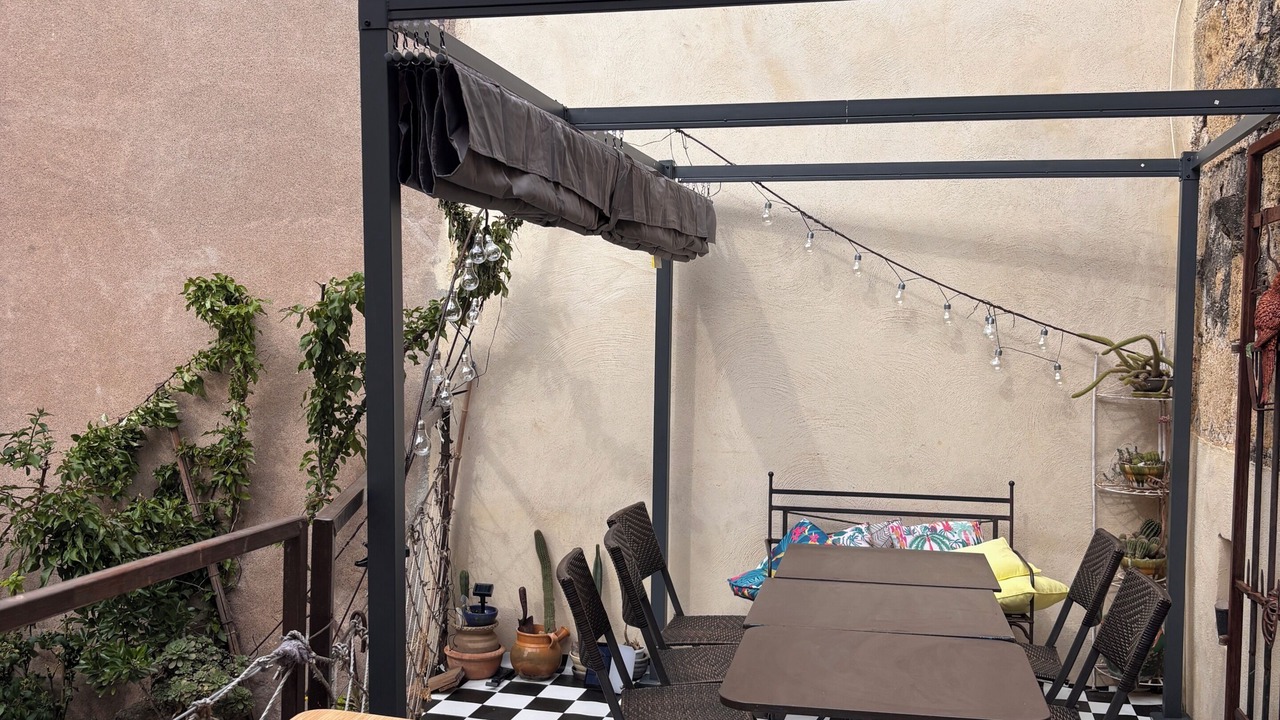 Photo of Outdoor in Meze