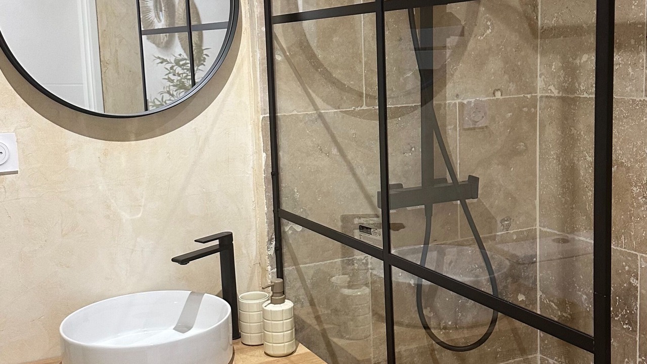 Photo of Bathroom in Courthezon